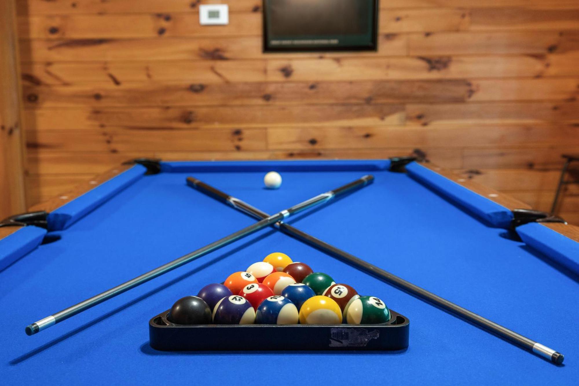 1 Min To The Parkway Spacious Cabin W 3 Suites And Extra Bedroom! Pigeon Forge Ngoại thất bức ảnh