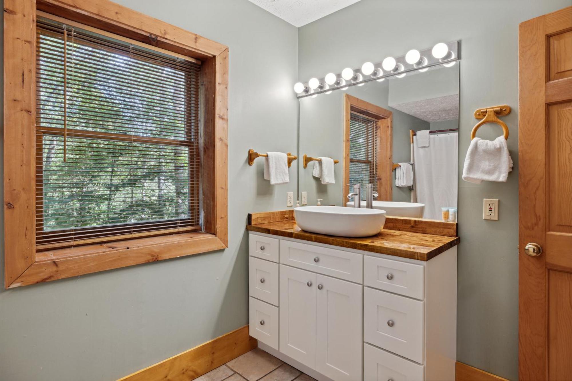 1 Min To The Parkway Spacious Cabin W 3 Suites And Extra Bedroom! Pigeon Forge Ngoại thất bức ảnh