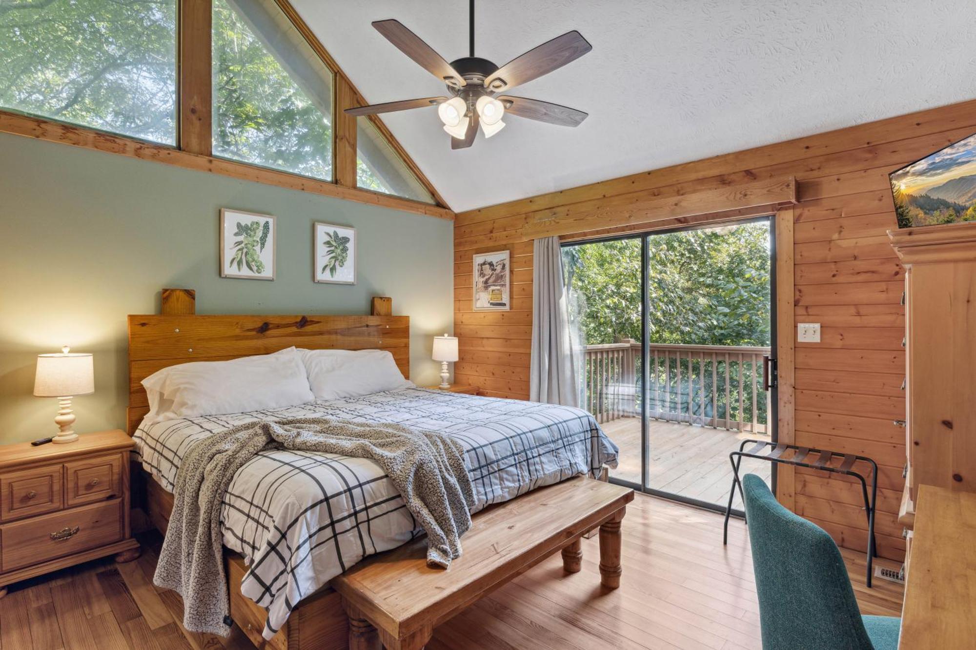 1 Min To The Parkway Spacious Cabin W 3 Suites And Extra Bedroom! Pigeon Forge Ngoại thất bức ảnh