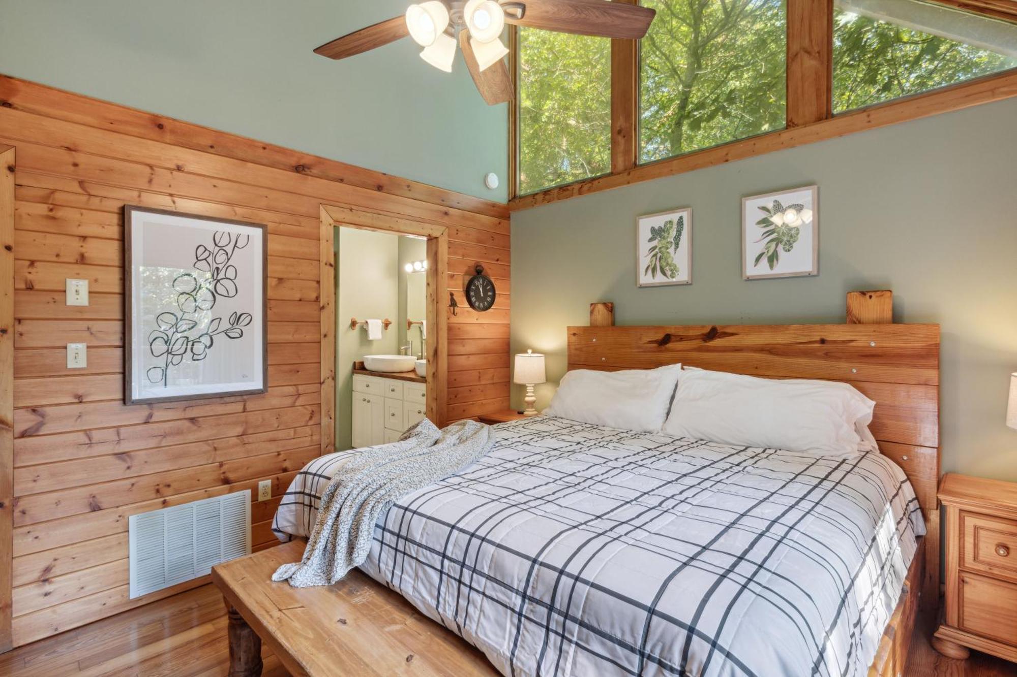 1 Min To The Parkway Spacious Cabin W 3 Suites And Extra Bedroom! Pigeon Forge Ngoại thất bức ảnh