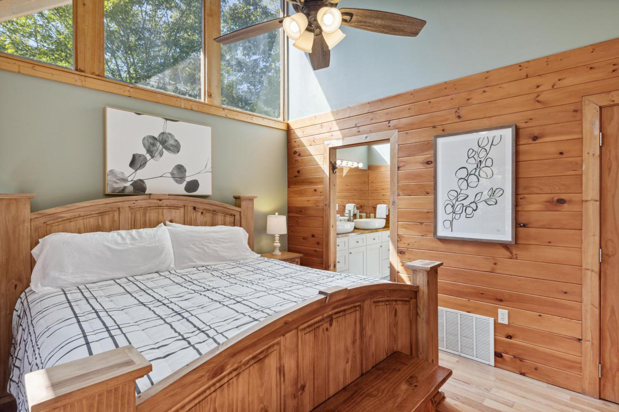 1 Min To The Parkway Spacious Cabin W 3 Suites And Extra Bedroom! Pigeon Forge Ngoại thất bức ảnh