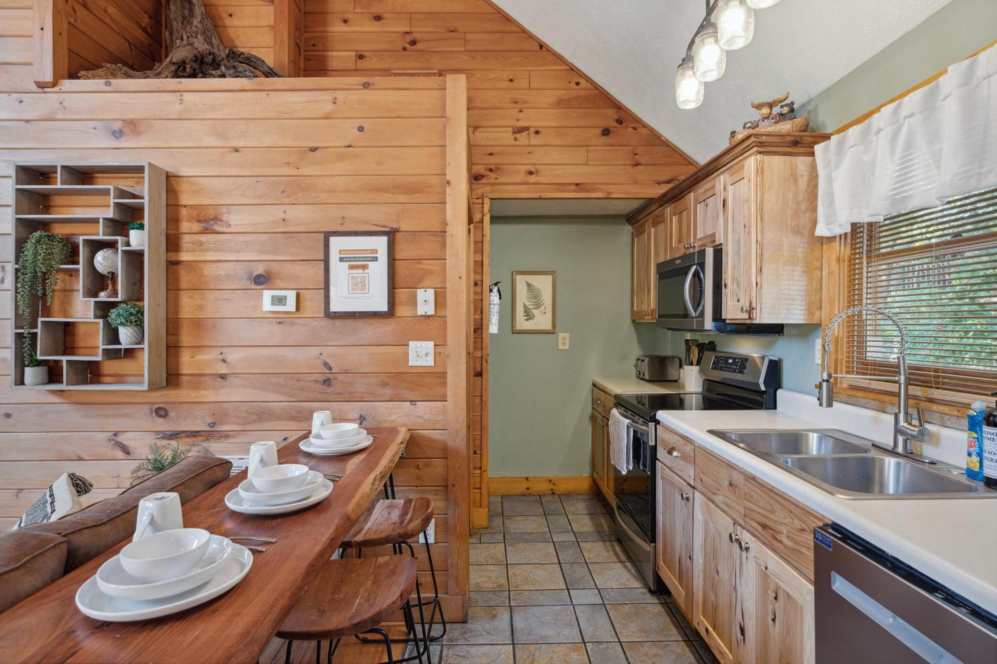 1 Min To The Parkway Spacious Cabin W 3 Suites And Extra Bedroom! Pigeon Forge Ngoại thất bức ảnh