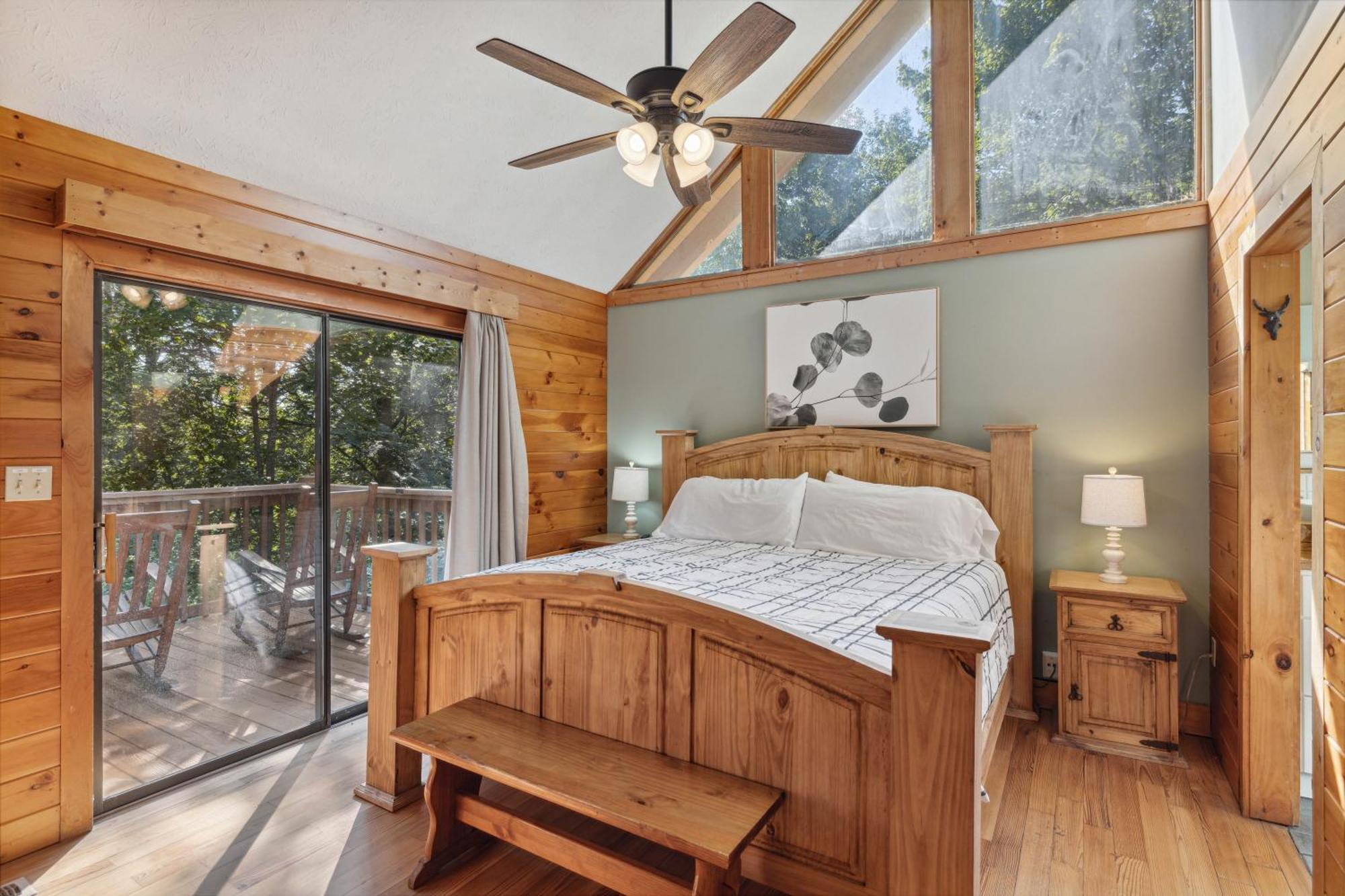 1 Min To The Parkway Spacious Cabin W 3 Suites And Extra Bedroom! Pigeon Forge Ngoại thất bức ảnh